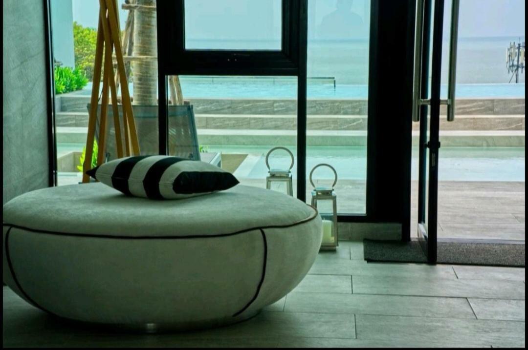 Ar Aeras Pattaya Lägenhet Exteriör bild